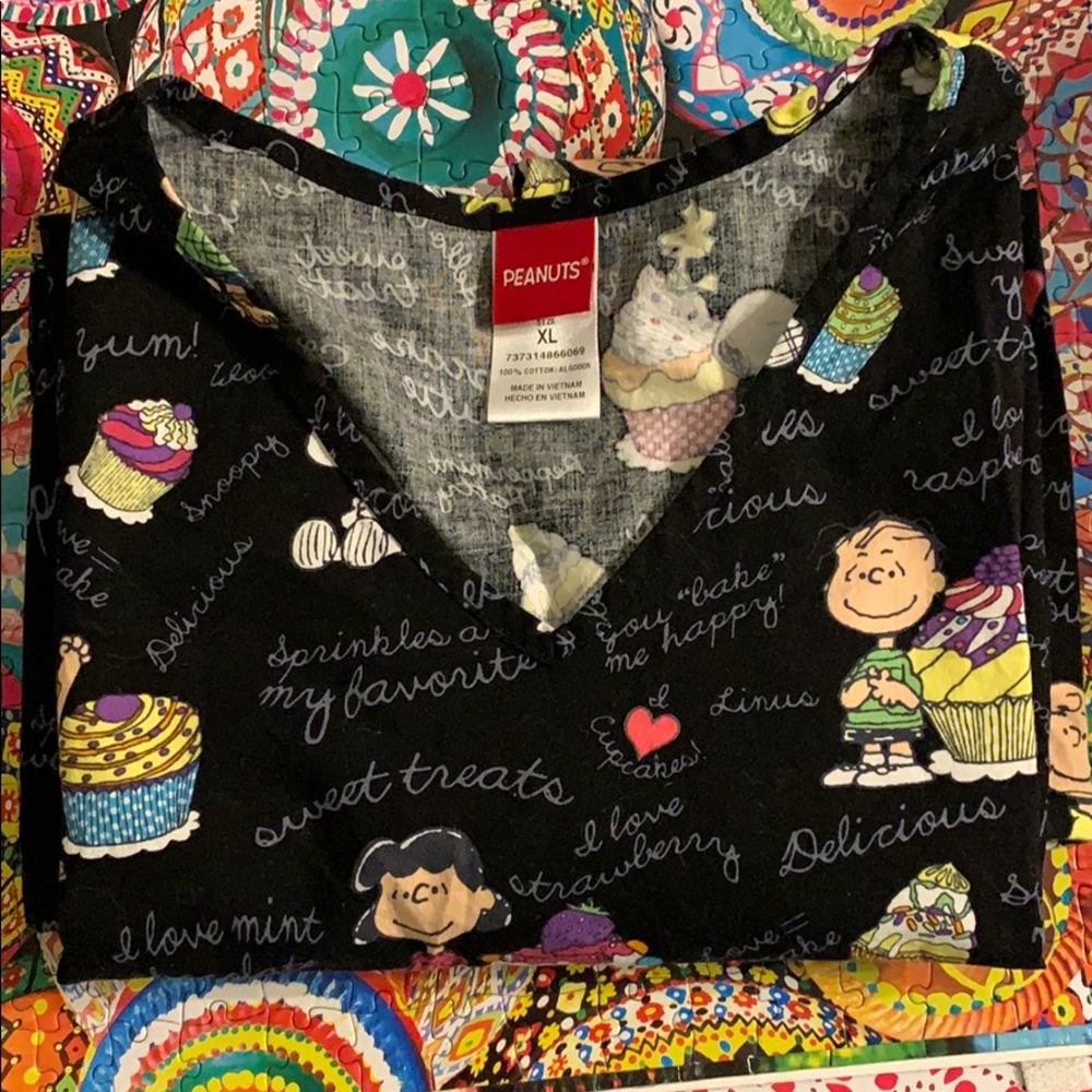 Peanuts scrub top!